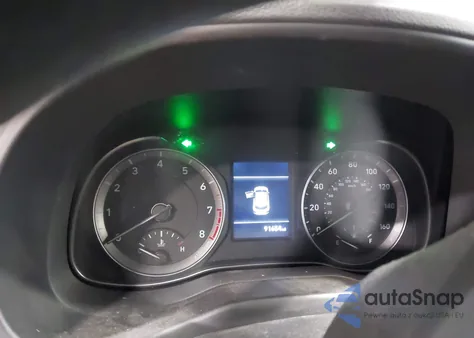 2021 Hyundai Kona Se z USA, uszkodzony, nr VIN KM8K1CAA0MU645546